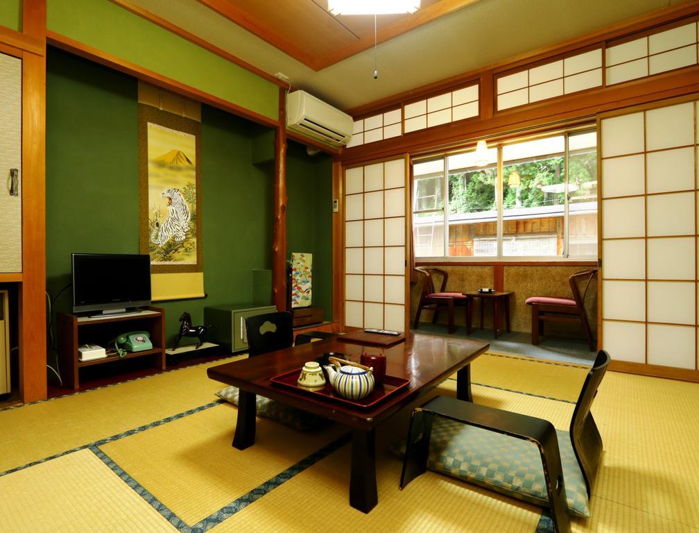 ホテル 美山荘 高山市 エクステリア 写真