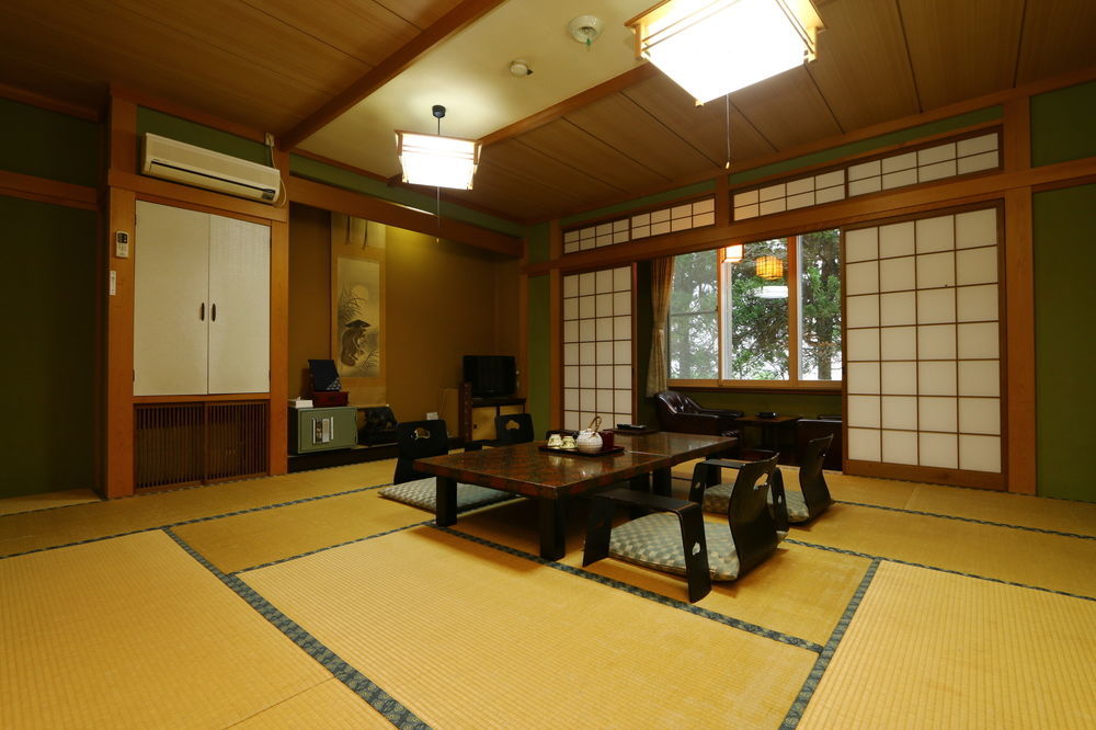 ホテル 美山荘 高山市 エクステリア 写真